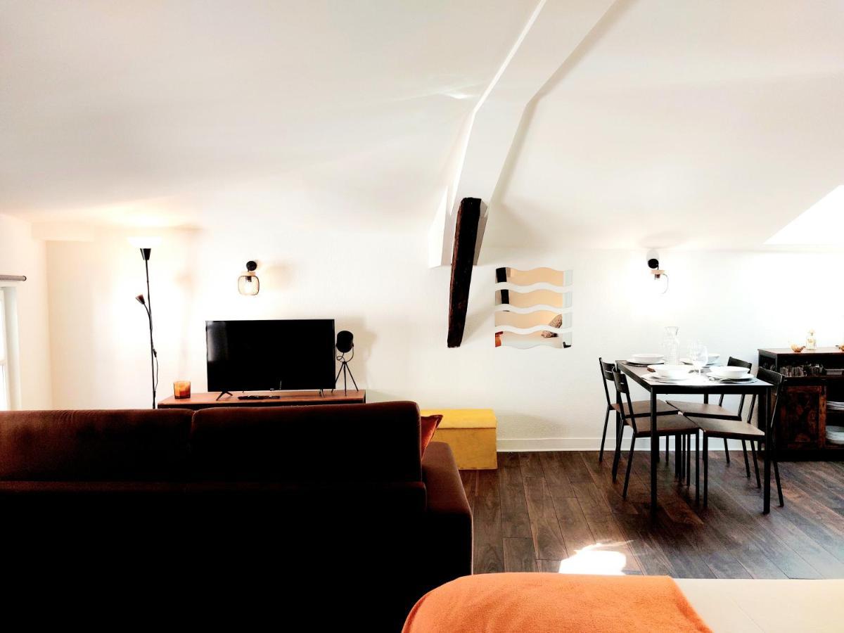 Studio Cosy Dans Le Centre Historique Wifi Angoulême Esterno foto
