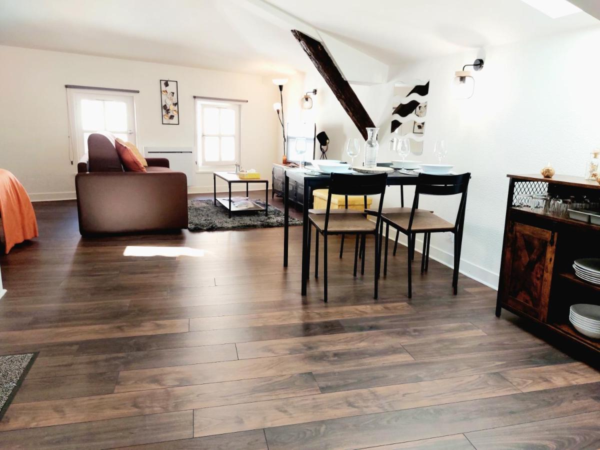 Studio Cosy Dans Le Centre Historique Wifi Angoulême Esterno foto